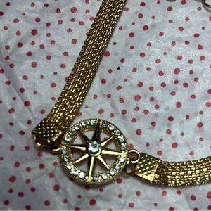 Elegant Gold Wheel Pendant Necklace